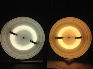 無電極ランプ　白色（5,000K）・電球色（2,700K）